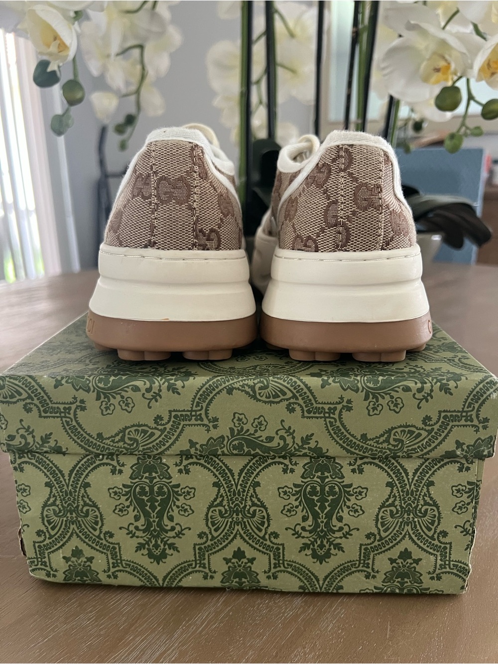 GG Beige/Brown GG Canvas Low-Top Sneakers - Picture 7 of 7